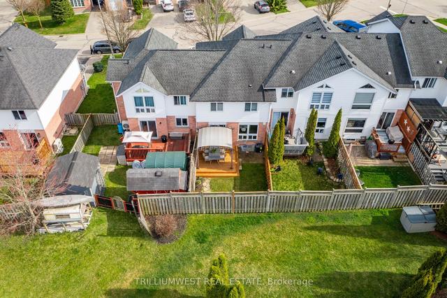 58 Brandy Cres, House attached with 3 bedrooms, 2 bathrooms and 3 parking in Kitchener ON | Image 23