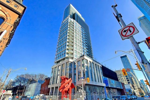 1211 - 3 Gloucester St, Condo with 1 bedrooms, 1 bathrooms and 0 parking in Toronto ON | Image 1