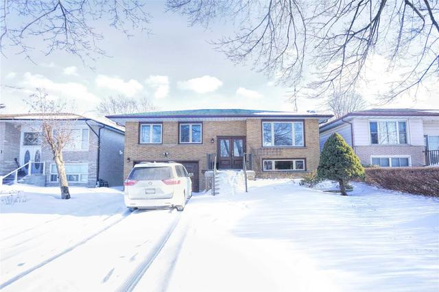 4047 Ellesmere Rd, House detached with 3 bedrooms, 3 bathrooms and 5 parking in Toronto ON | Image 1