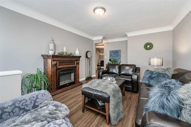 566 Woodward Ave, House detached with 3 bedrooms, 2 bathrooms and 4 parking in Hamilton ON | Image 38