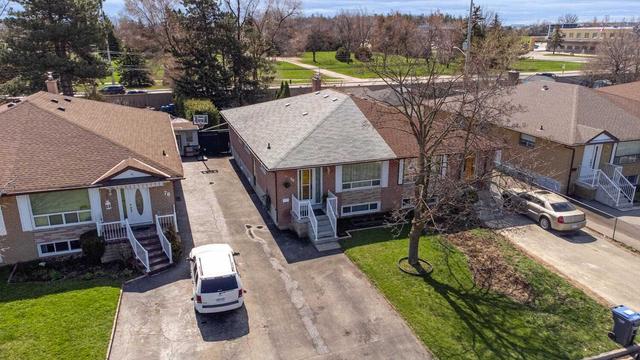 78 Kingsmere Cres, House semidetached with 4 bedrooms, 2 bathrooms and 6 parking in Brampton ON | Image 28