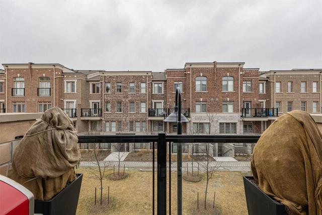 272 - 60 Parrotta Dr, Townhouse with 2 bedrooms, 2 bathrooms and 1 parking in Toronto ON | Image 2