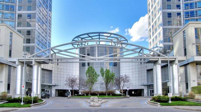 th325 - 38 Lee Centre Dr, Townhouse with 2 bedrooms, 2 bathrooms and 1 parking in Toronto ON | Image 7