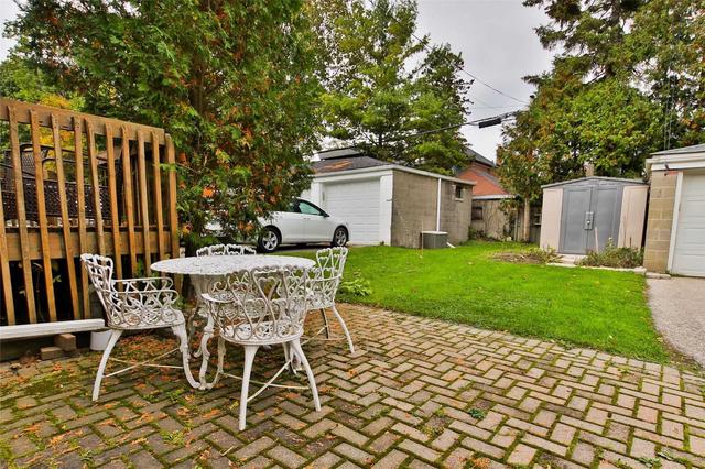 upper - 282 Glenforest Rd, House detached with 2 bedrooms, 1 bathrooms and 2 parking in Toronto ON | Image 14