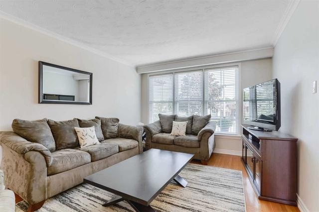 14 Callowhill Dr, House semidetached with 4 bedrooms, 3 bathrooms and 3 parking in Toronto ON | Image 18