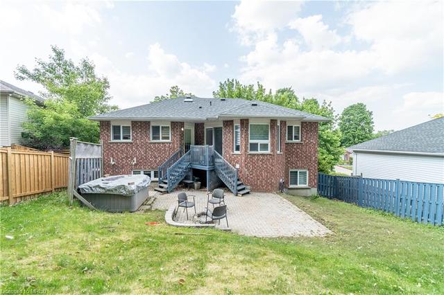 317 Scott Road, House detached with 4 bedrooms, 2 bathrooms and 4 parking in Cambridge ON | Image 11