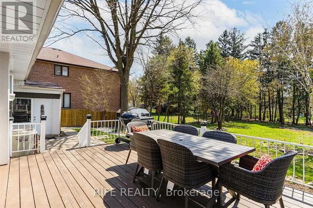 9 Northwood Dr, House detached with 2 bedrooms, 2 bathrooms and 6 parking in Toronto ON | Image 12
