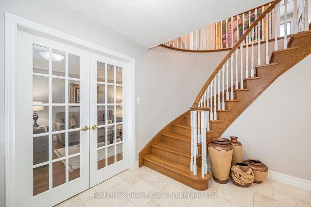 28 Bathgate Dr, House detached with 4 bedrooms, 4 bathrooms and 4 parking in Guelph ON | Image 39