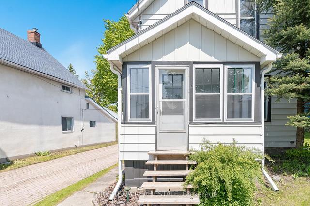 23 Maria St, House detached with 3 bedrooms, 1 bathrooms and 4 parking in Penetanguishene ON | Image 15