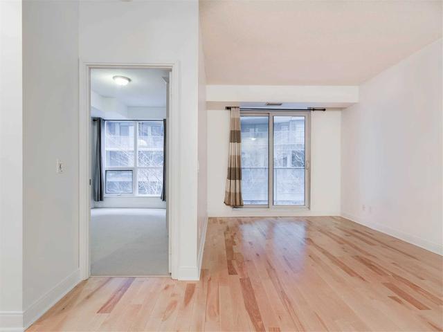 501 - 1 Scott St, Condo with 1 bedrooms, 1 bathrooms and 0 parking in Toronto ON | Image 9