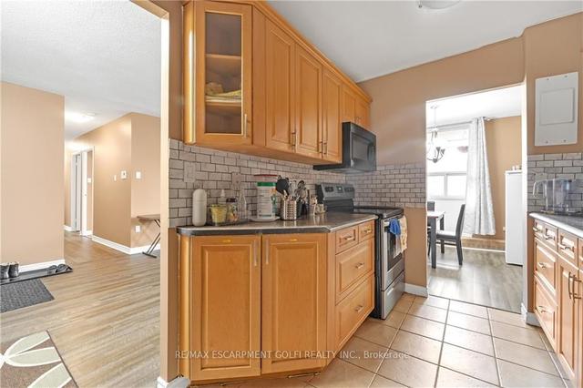 402 - 1966 Main St W, Condo with 3 bedrooms, 2 bathrooms and 1 parking in Hamilton ON | Image 7