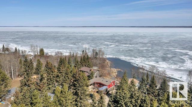 510 5 St, House detached with 4 bedrooms, 2 bathrooms and null parking in Norris Beach AB | Image 62