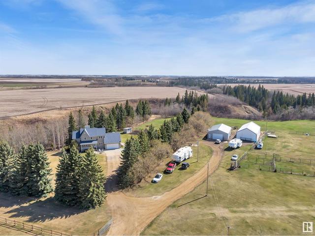 464015 Range Road 234, House detached with 4 bedrooms, 3 bathrooms and null parking in Wetaskiwin County No. 10 AB | Image 38