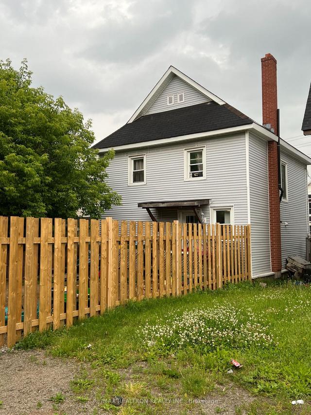 182 Dennis St, House detached with 4 bedrooms, 1 bathrooms and 1 parking in Sault Ste. Marie ON | Image 17