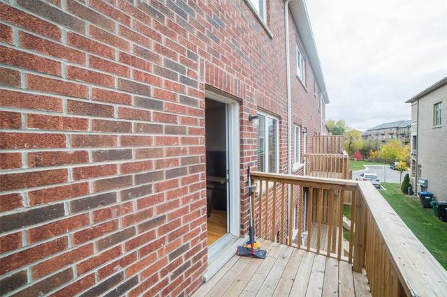 6 Abercove Clse, House attached with 3 bedrooms, 3 bathrooms and 2 parking in Brampton ON | Image 30