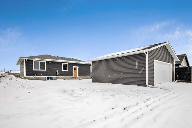 328 Butte Place, House detached with 2 bedrooms, 1 bathrooms and 4 parking in Willow Creek No. 26 AB | Image 23
