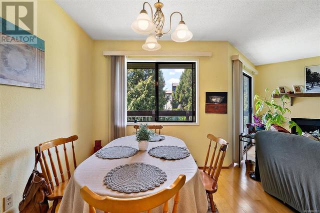 305 - 73 Gorge Rd W, Condo with 2 bedrooms, 2 bathrooms and 1 parking in Saanich BC | Image 7