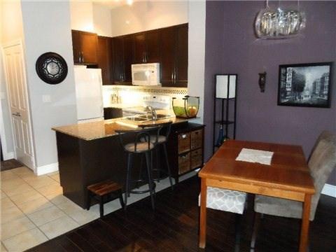 101 - 25 Earlington Ave, Condo with 2 bedrooms, 1 bathrooms and 1 parking in Toronto ON | Image 4
