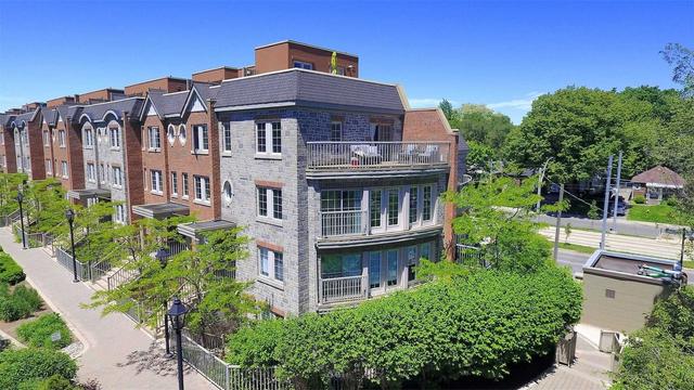 th33 - 93 The Queensway Ave, Townhouse with 2 bedrooms, 2 bathrooms and 1 parking in Toronto ON | Image 1