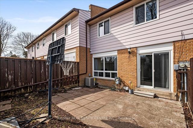 4 - 3525 Brandon Gate Dr, Townhouse with 3 bedrooms, 3 bathrooms and 2 parking in Mississauga ON | Image 28