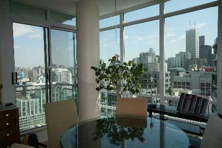 sph3103 - 381 Front St W, Condo with 2 bedrooms, 3 bathrooms and 1 parking in Toronto ON | Image 1