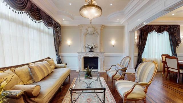59 Lorraine Dr, House detached with 5 bedrooms, 7 bathrooms and 6 parking in Toronto ON | Image 2