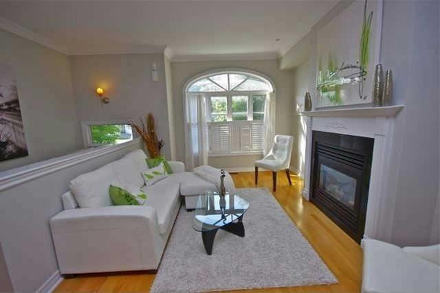 th #7 - 114 Evans Ave, Townhouse with 2 bedrooms, 2 bathrooms and 2 parking in Toronto ON | Image 3