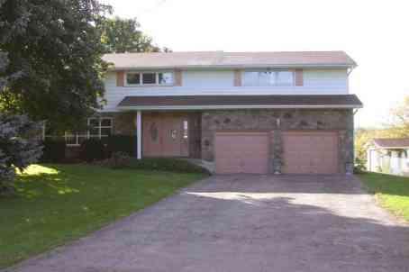 7 Avon Crt, House detached with 5 bedrooms, 3 bathrooms and 6 parking in Whitby ON | Image 1