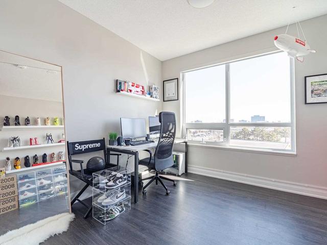 302 - 398 Highway 7 East Rd N, Condo with 2 bedrooms, 2 bathrooms and 1 parking in Richmond Hill ON | Image 7