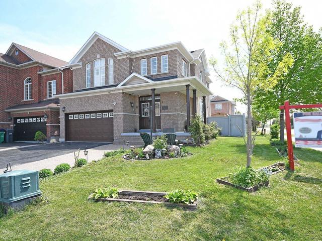1 Pathmaster Rd, House detached with 3 bedrooms, 4 bathrooms and 5 parking in Brampton ON | Image 1