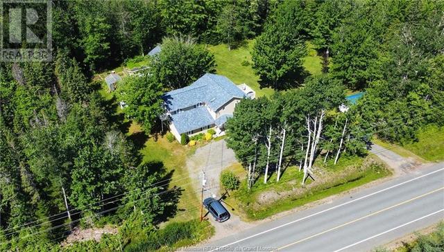393 Theriault Rd, House detached with 6 bedrooms, 3 bathrooms and null parking in Bertrand NB | Image 12