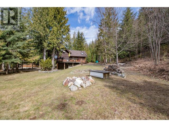 1195 Sugar Lake Road, House detached with 2 bedrooms, 2 bathrooms and 15 parking in North Okanagan E BC | Image 42