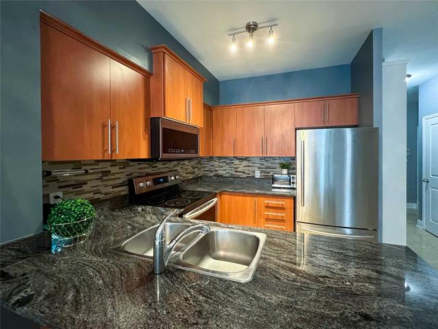 n - 8 Rosebank Dr, Condo with 1 bedrooms, 1 bathrooms and 1 parking in Toronto ON | Image 10