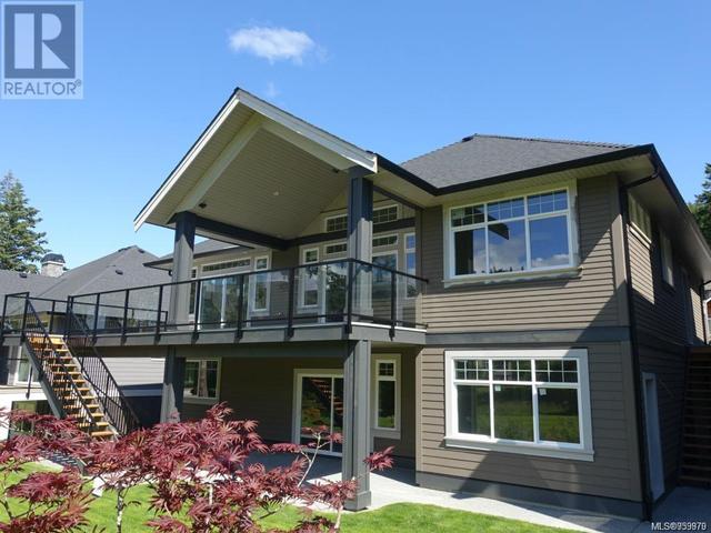 2136 Champions Way, House detached with 3 bedrooms, 4 bathrooms and 4 parking in Langford BC | Image 25