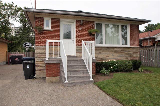 81 Tansley Ave, House detached with 3 bedrooms, 2 bathrooms and 3 parking in Toronto ON | Image 1