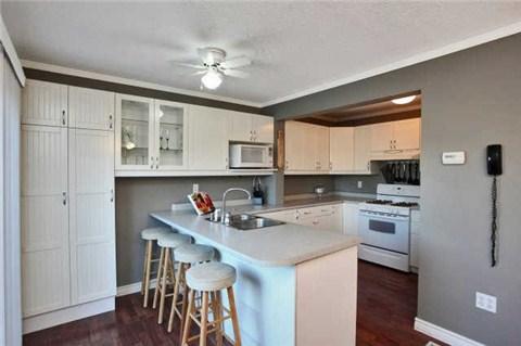 th #75 - 371 Bronte St S, Townhouse with 3 bedrooms, 2 bathrooms and 2 parking in Milton ON | Image 6