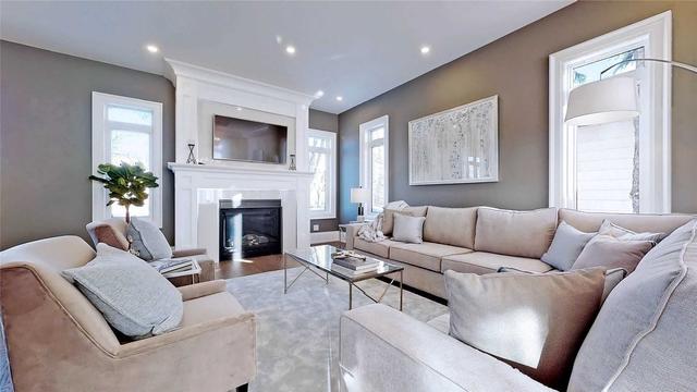 809 Fairview Ave, House detached with 4 bedrooms, 4 bathrooms and 7.5 parking in Pickering ON | Image 26