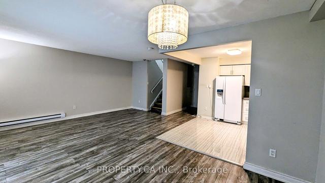 23 - 25 Pebble Bywy, Townhouse with 3 bedrooms, 2 bathrooms and 1 parking in Toronto ON | Image 22