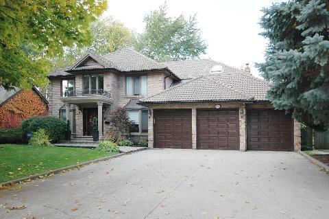 1093 Fleet St, House detached with 4 bedrooms, 4 bathrooms and 1 parking in Mississauga ON | Image 1