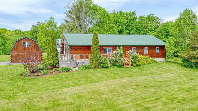 3514 Buck Point Rd, House detached with 3 bedrooms, 3 bathrooms and 9 parking in South Frontenac ON | Image 1