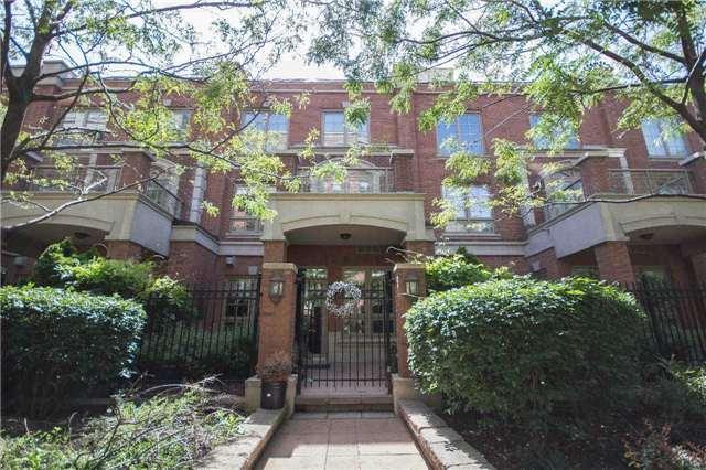 th 13 - 21 Burkebrook Pl, Townhouse with 3 bedrooms, 3 bathrooms and 2 parking in Toronto ON | Image 2