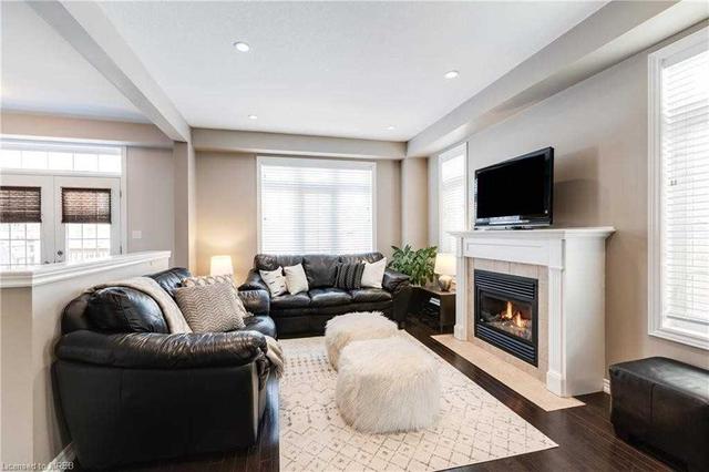 11 Painter Terr, House semidetached with 3 bedrooms, 3 bathrooms and 6 parking in Hamilton ON | Image 34