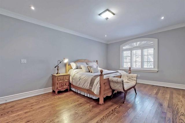 22 Harrison Rd, House detached with 4 bedrooms, 5 bathrooms and 12 parking in Toronto ON | Image 19