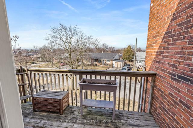 3 - 75 Mcintyre Cres, Condo with 2 bedrooms, 1 bathrooms and 2 parking in Halton Hills ON | Image 15