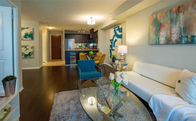 16f - 6 Rosebank Dr, Condo with 1 bedrooms, 1 bathrooms and 1 parking in Toronto ON | Image 2
