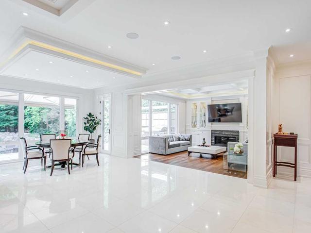 18 Brookfield Rd, House detached with 5 bedrooms, 7 bathrooms and 6 parking in Toronto ON | Image 9