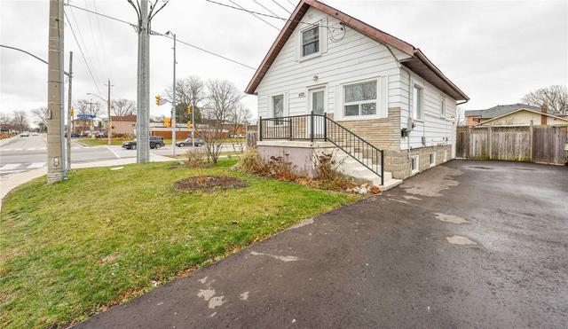 650 Third St, House detached with 3 bedrooms, 2 bathrooms and 2 parking in Mississauga ON | Image 12