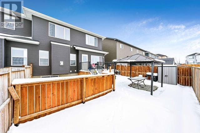 612 Edgefield Street, House semidetached with 3 bedrooms, 2 bathrooms and 4 parking in Strathmore AB | Image 34