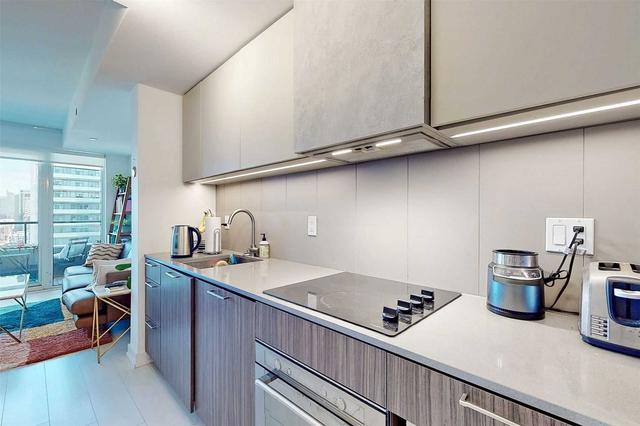 3301 - 19 Western Battery Rd, Condo with 1 bedrooms, 1 bathrooms and 0 parking in Toronto ON | Image 4