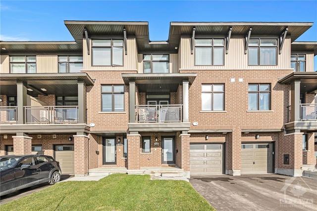 873 Couloir Road, Townhouse with 2 bedrooms, 4 bathrooms and 3 parking in Ottawa ON | Image 1